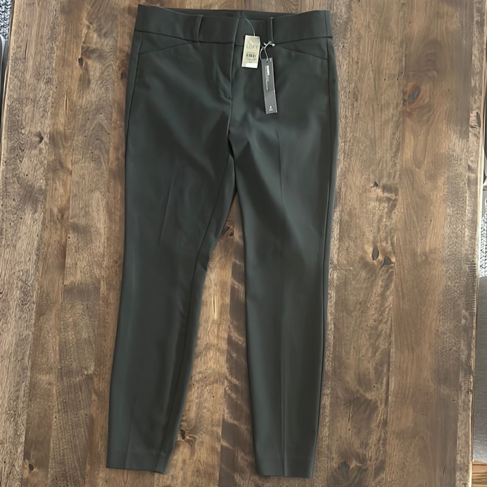 LOFT Green Ankle Cropped Pants
